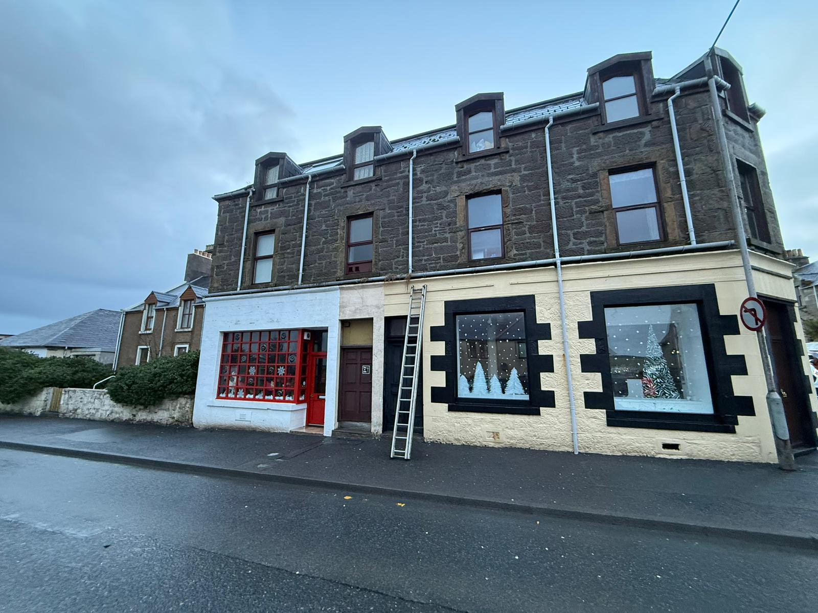 Gutter cleaning in Shetland by Arthur & Simpson: before the work started